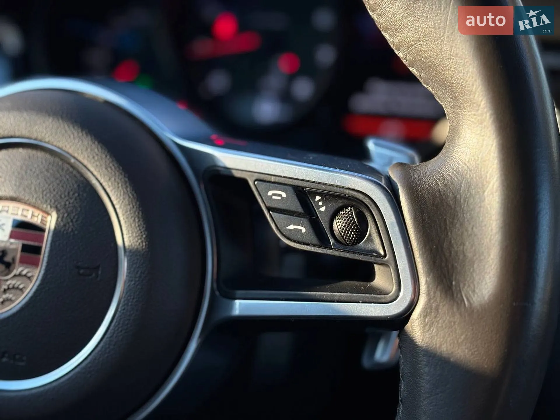 2020 Porsche Macan - мініатюра 16