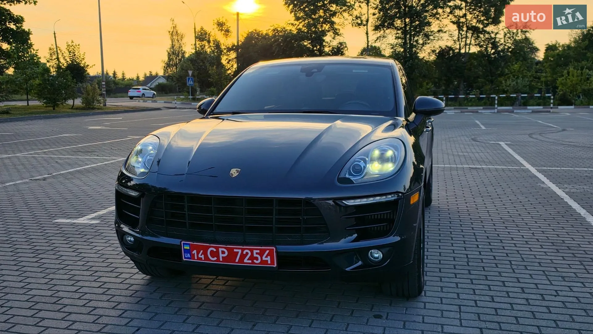 2018 Porsche Macan - мініатюра 2