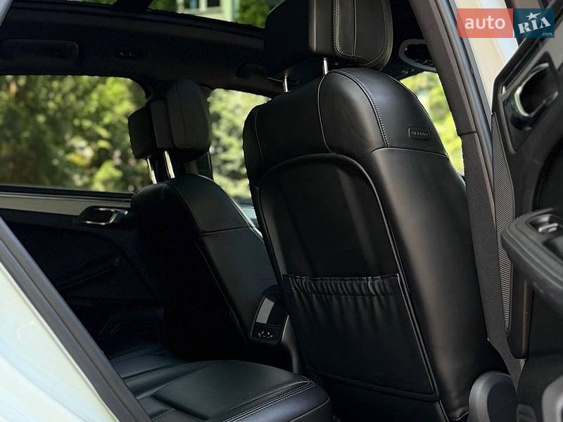 Внедорожник / Кроссовер Porsche Macan 2015 в Львове
