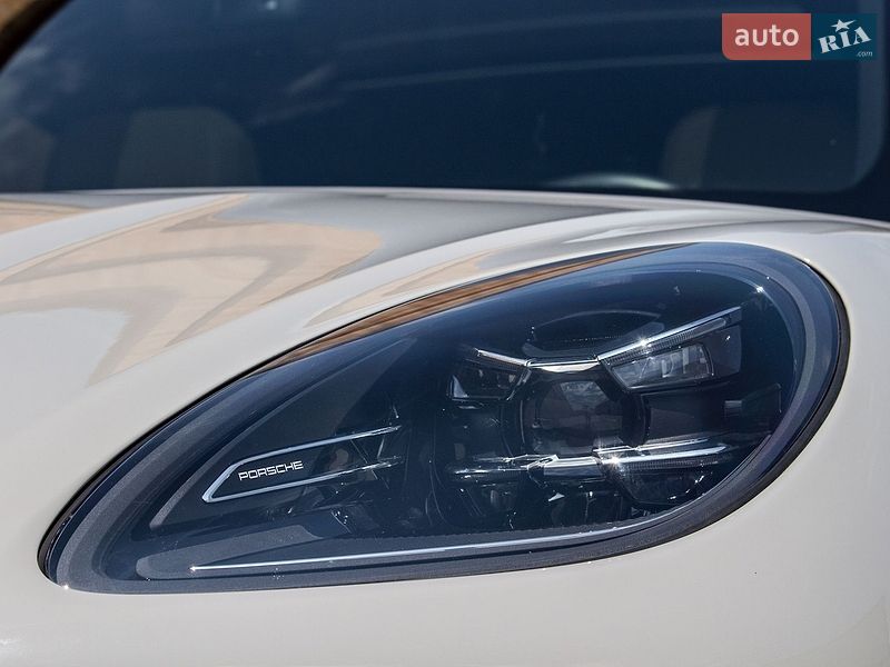 Внедорожник / Кроссовер Porsche Macan 2024 в Львове