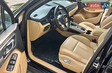 Позашляховик / Кросовер Porsche Macan 2017 в Києві