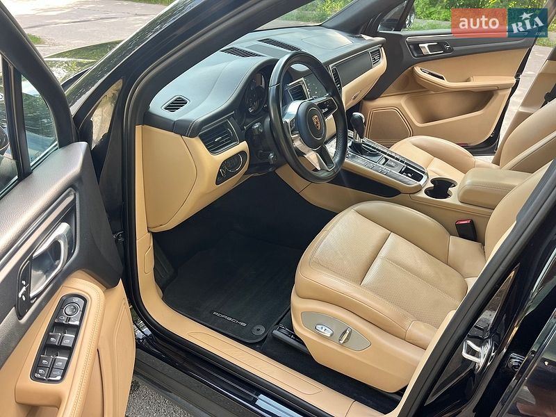 Позашляховик / Кросовер Porsche Macan 2017 в Києві