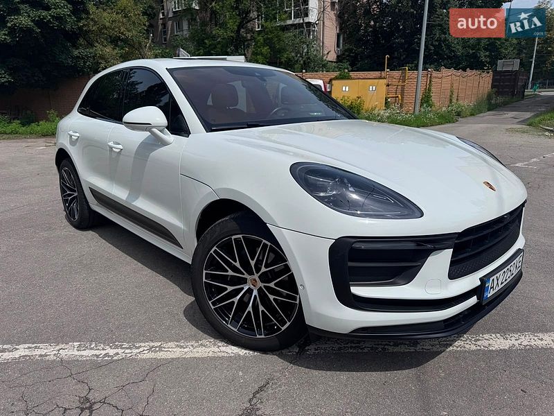 Porsche Macan, фото з оголошення