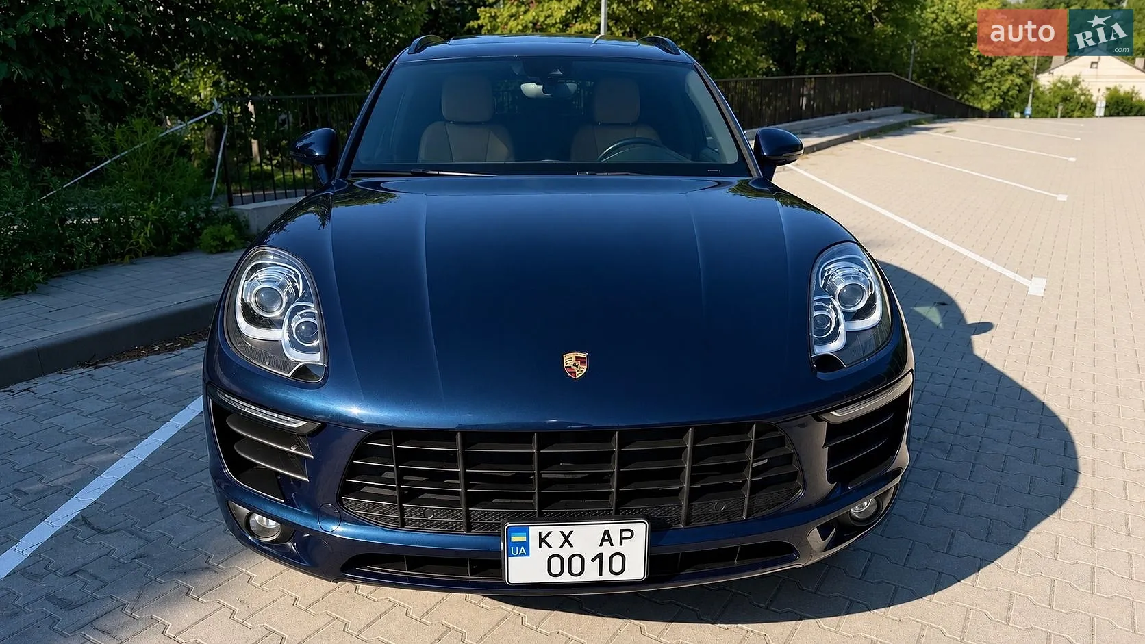 2017 Porsche Macan - мініатюра 2
