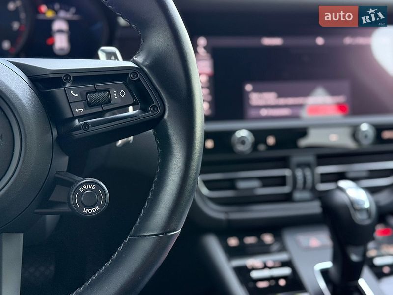 Внедорожник / Кроссовер Porsche Macan 2021 в Киеве