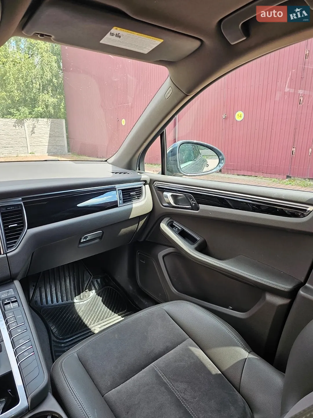 2018 Porsche Macan - мініатюра 14