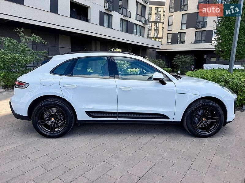 Внедорожник / Кроссовер Porsche Macan 2024 в Киеве фото 6 Внедорожник / Кроссовер Porsche Macan 2024 в Киеве