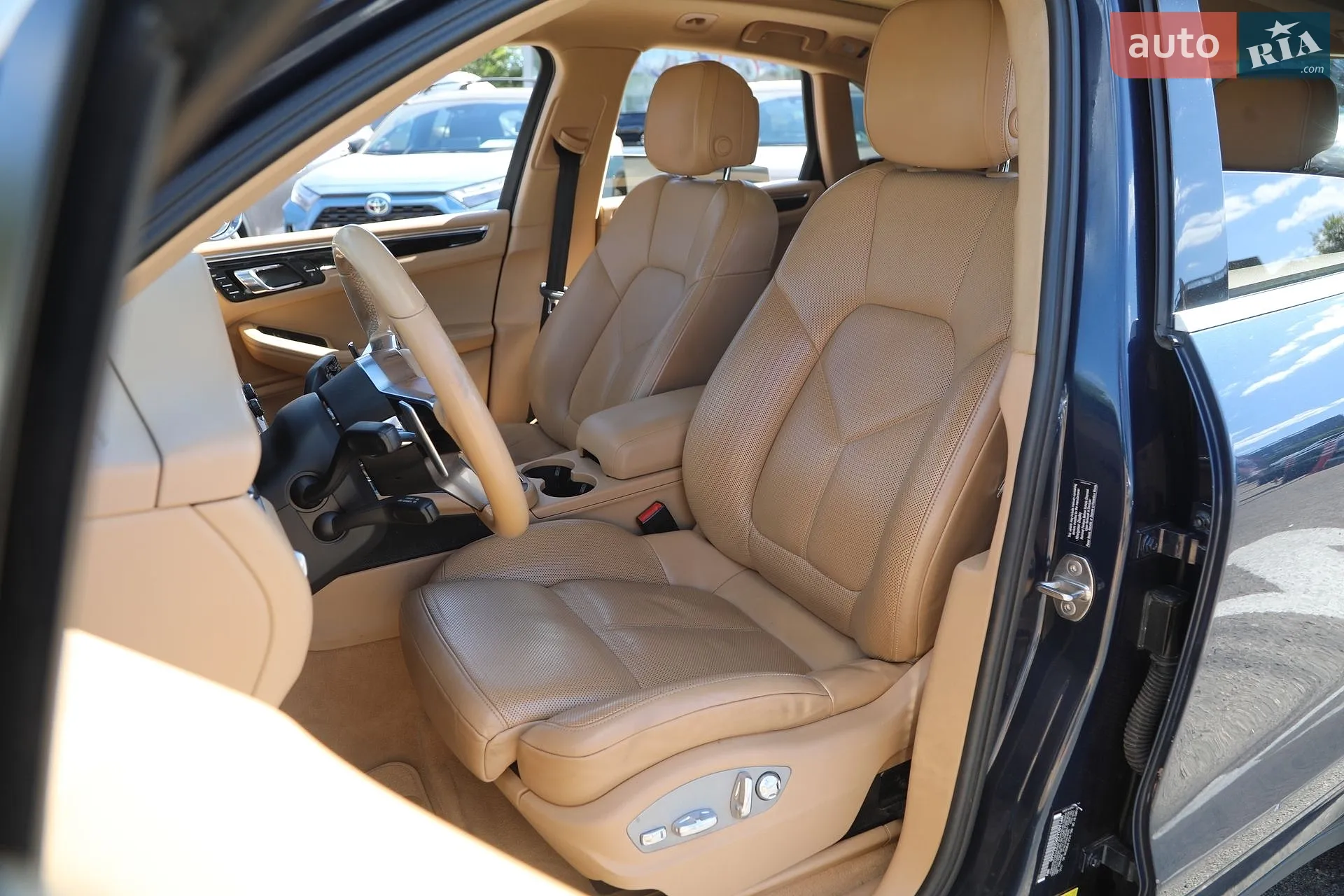 2015 Porsche Macan - мініатюра 12