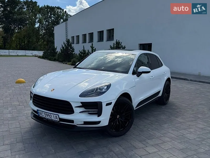 Porsche Macan 2021