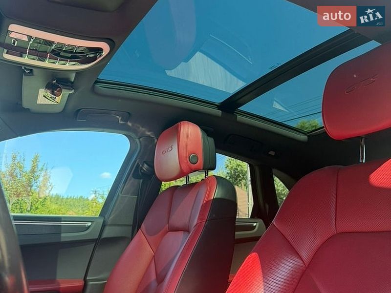 Внедорожник / Кроссовер Porsche Macan 2018 в Киеве фото 16 Внедорожник / Кроссовер Porsche Macan 2018 в Киеве