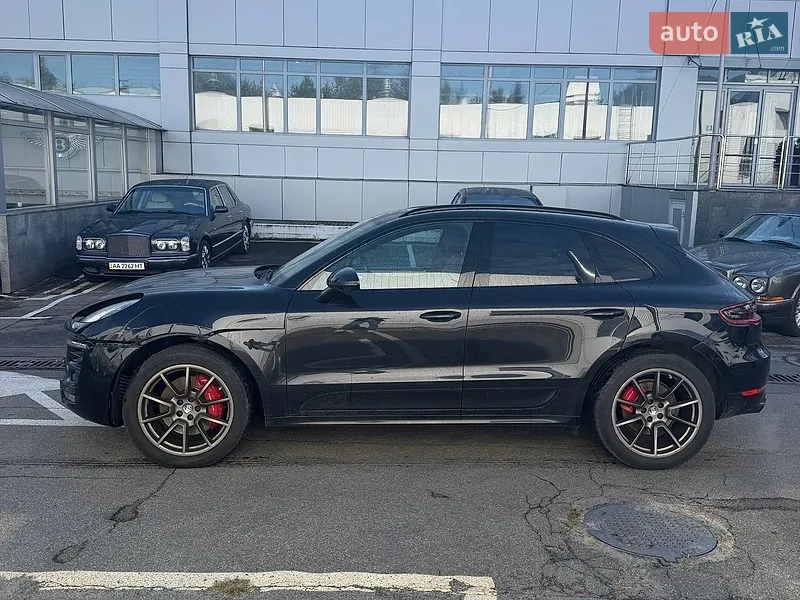 Porsche Macan