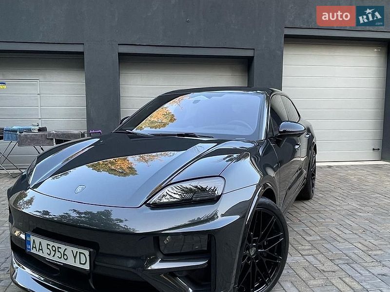 Внедорожник / Кроссовер Porsche Macan 2024 в Кременчуге