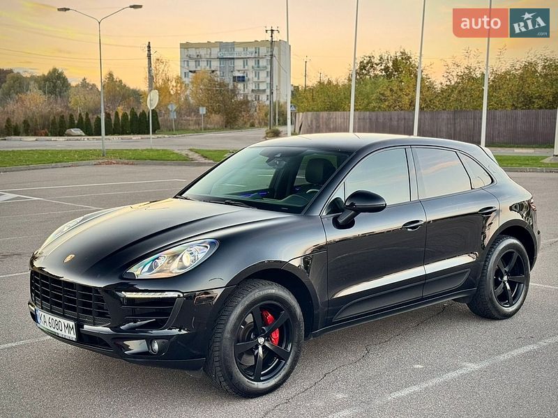 Внедорожник / Кроссовер Porsche Macan 2016 в Киеве