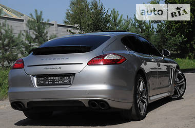 Хэтчбек Porsche Panamera 2010 в Ровно