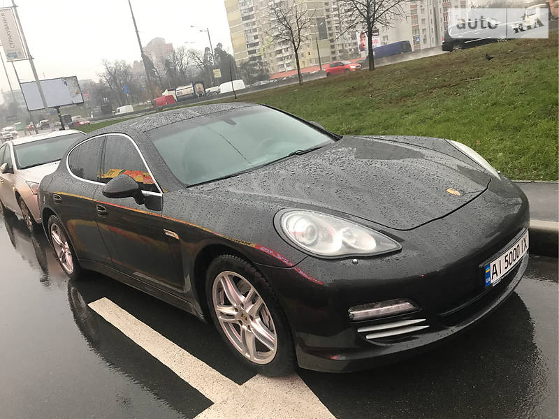 Porsche Panamera 2012 года