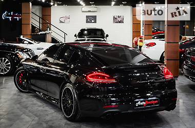 Седан Porsche Panamera 2014 в Одессе