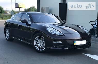  Porsche Panamera 2010 в Киеве