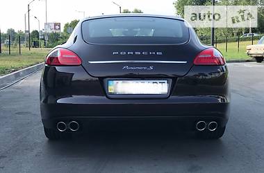  Porsche Panamera 2010 в Киеве