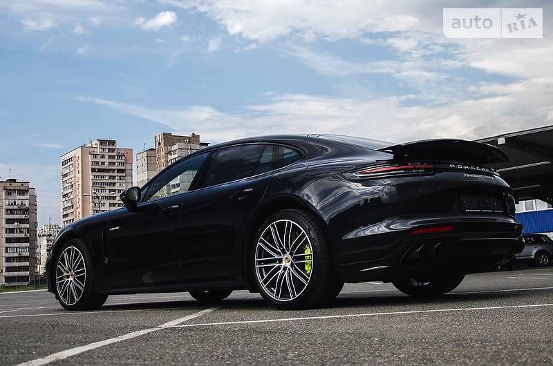 Porsche Panamera 2017 в Киеве