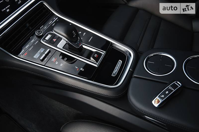 Porsche Panamera 2017 в Киеве