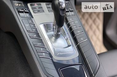 Хетчбек Porsche Panamera 2013 в 