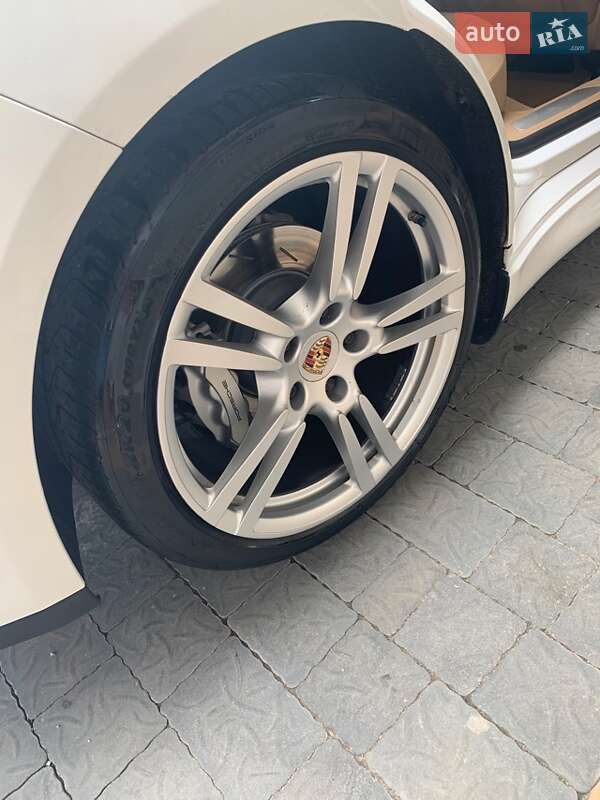 Хэтчбек Porsche Panamera 2010 в Тернополе