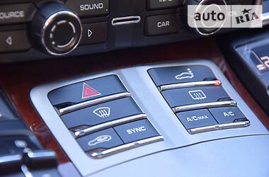 Хетчбек Porsche Panamera 2013 в 