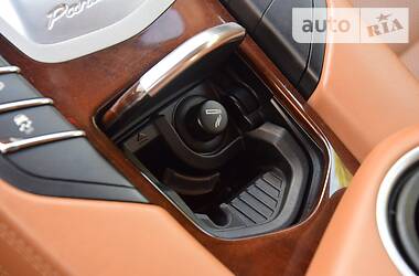 Хетчбек Porsche Panamera 2013 в 