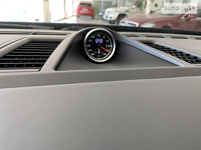 Седан Porsche Panamera 2013 в Одесі