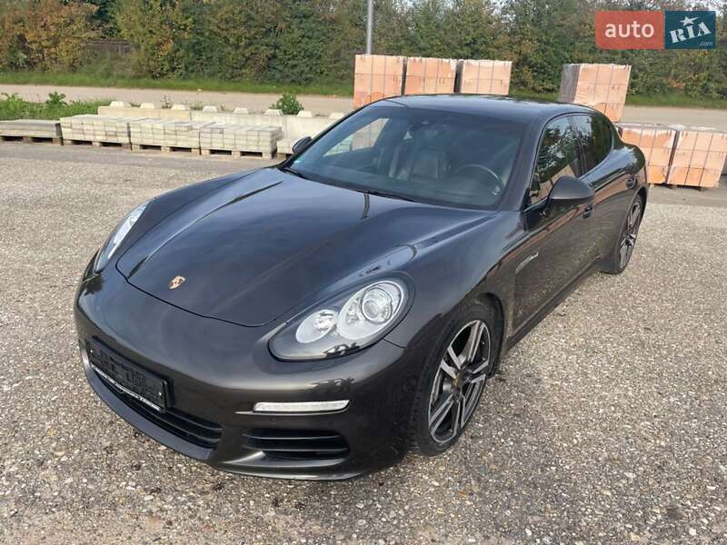 Porsche Panamera 2015
