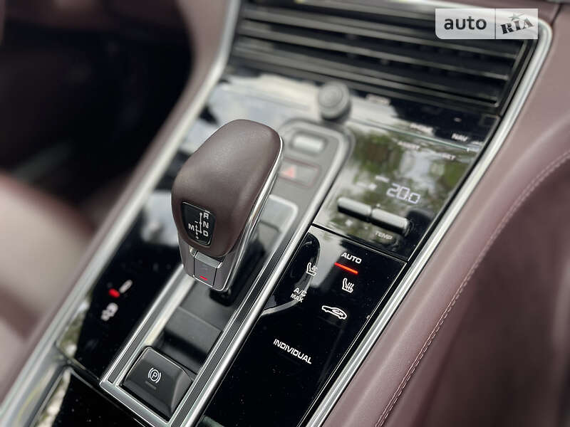 Лифтбек Porsche Panamera 2020 в Киеве