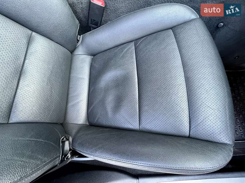 Седан Porsche Panamera 2012 в Одессе