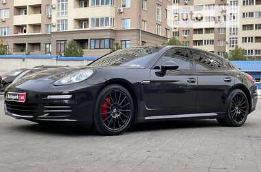 Фастбек Porsche Panamera 2013 в Одесі