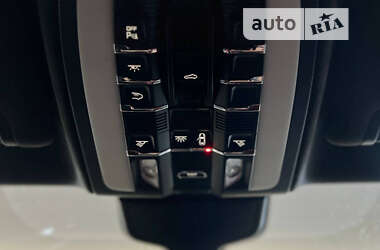 Фастбэк Porsche Panamera 2013 в 