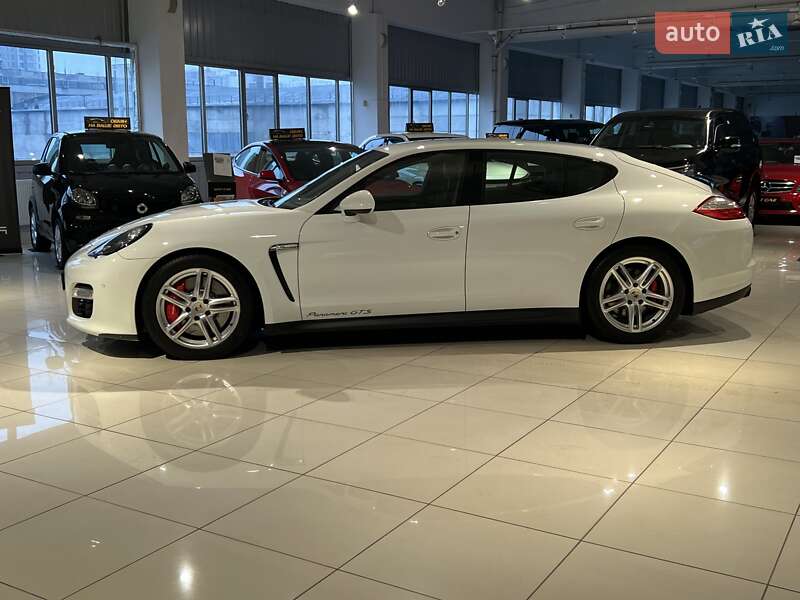 Фастбек Porsche Panamera 2012 в Києві фото 6 Фастбек Porsche Panamera 2012 в Києві