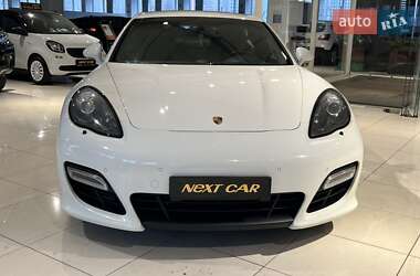 Фастбэк Porsche Panamera 2012 в Киеве