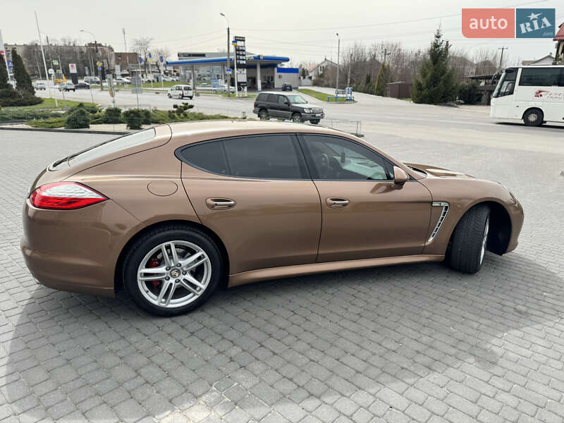 Фастбек Porsche Panamera 2011 в Хмельницькому фото 4 Фастбек Porsche Panamera 2011 в Хмельницькому