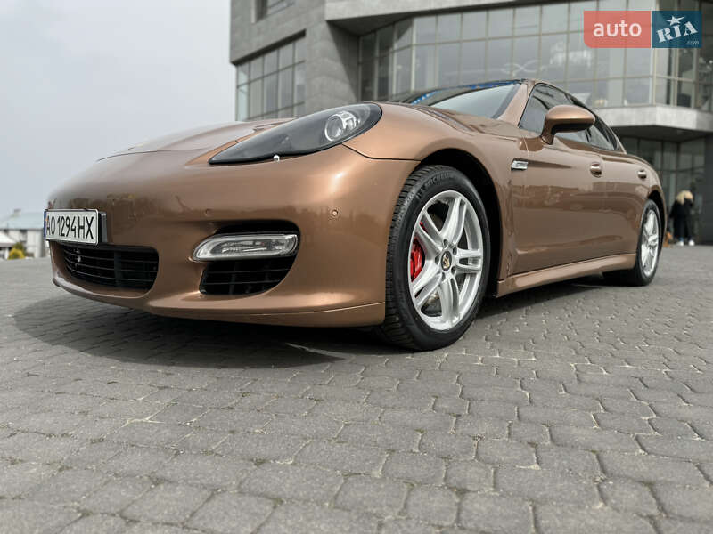 Фастбек Porsche Panamera 2011 в Хмельницькому фото 12 Фастбек Porsche Panamera 2011 в Хмельницькому