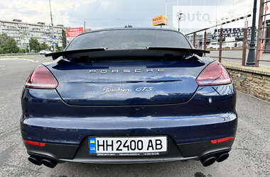 Фастбэк Porsche Panamera 2014 в Киеве