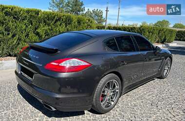 Фастбэк Porsche Panamera 2012 в Кривом Роге