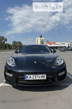 Фастбэк Porsche Panamera 2014 в Киеве