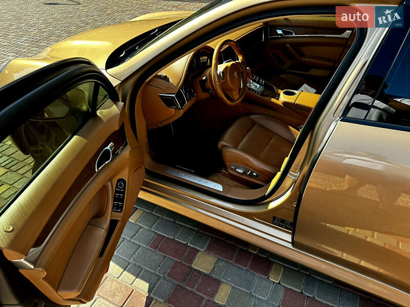 Фастбек Porsche Panamera 2012 в Одесі фото 8 Фастбек Porsche Panamera 2012 в Одесі