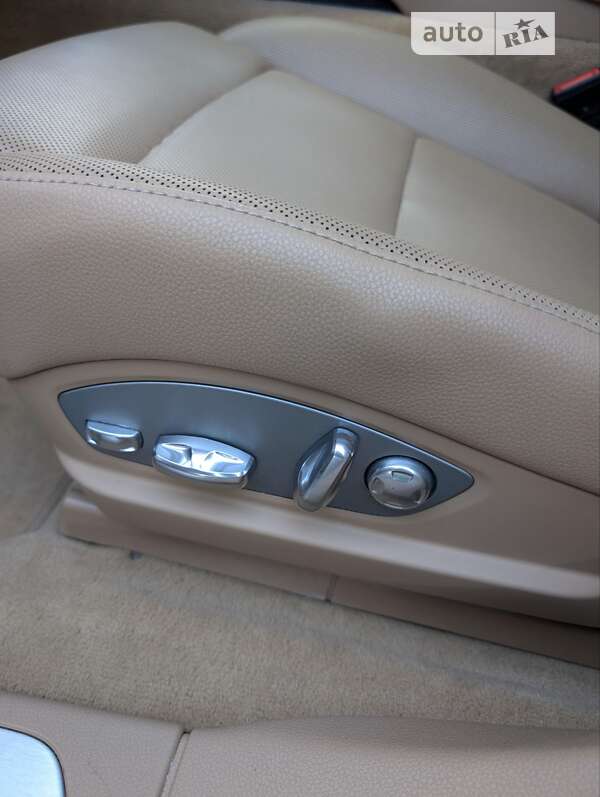Фастбек Porsche Panamera 2014 в Ужгороді фото 47 Фастбек Porsche Panamera 2014 в Ужгороді