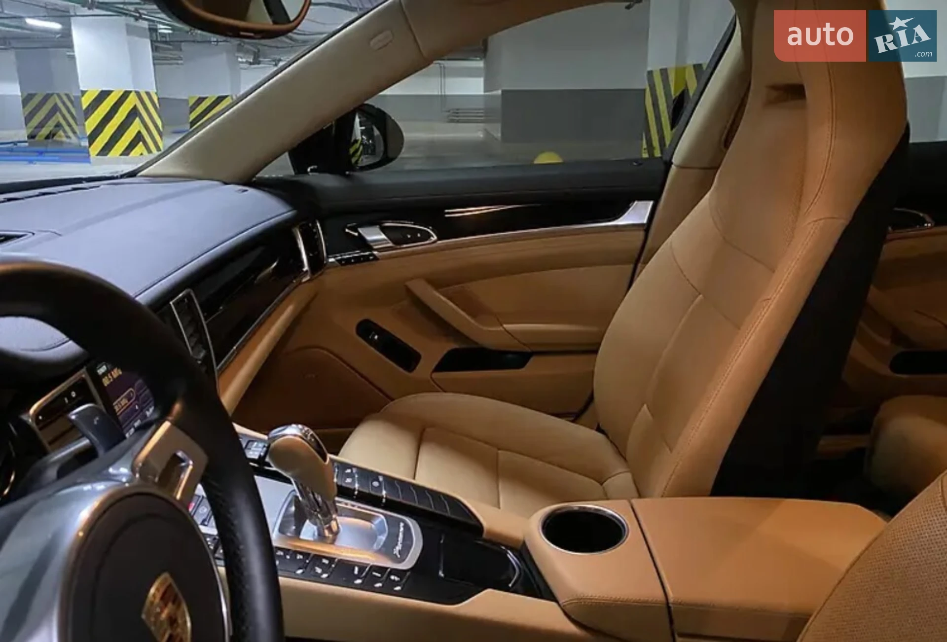 2016 Porsche Panamera - мініатюра 16