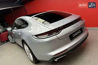 Фастбэк Porsche Panamera 2021 в 