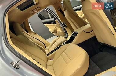 Фастбэк Porsche Panamera 2021 в 
