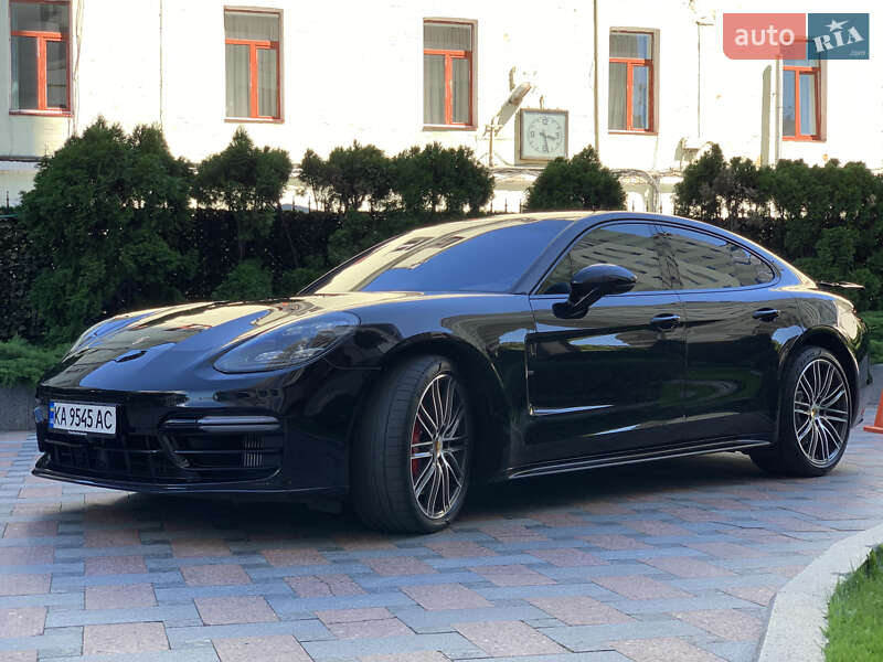 Фастбэк Porsche Panamera 2016 в Киеве
