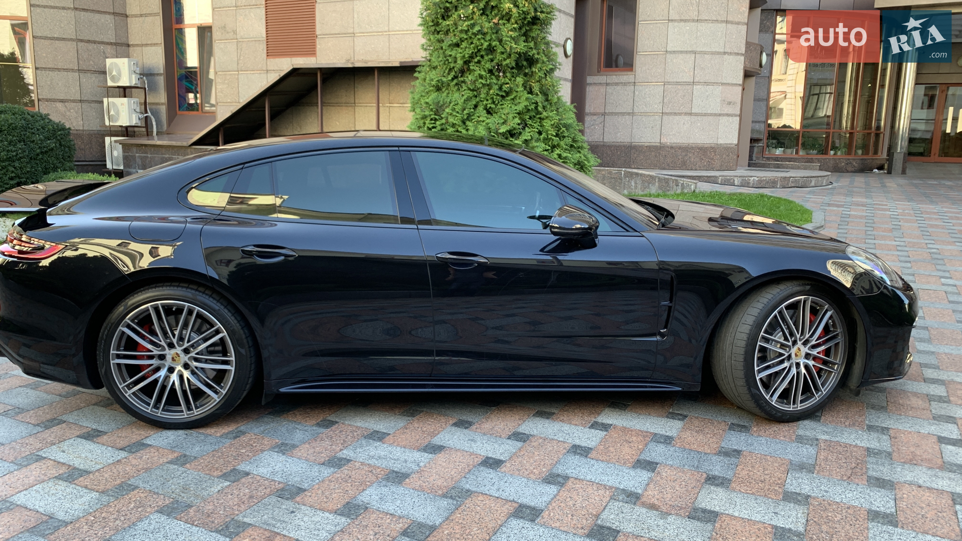 2016 Porsche Panamera - мініатюра 7