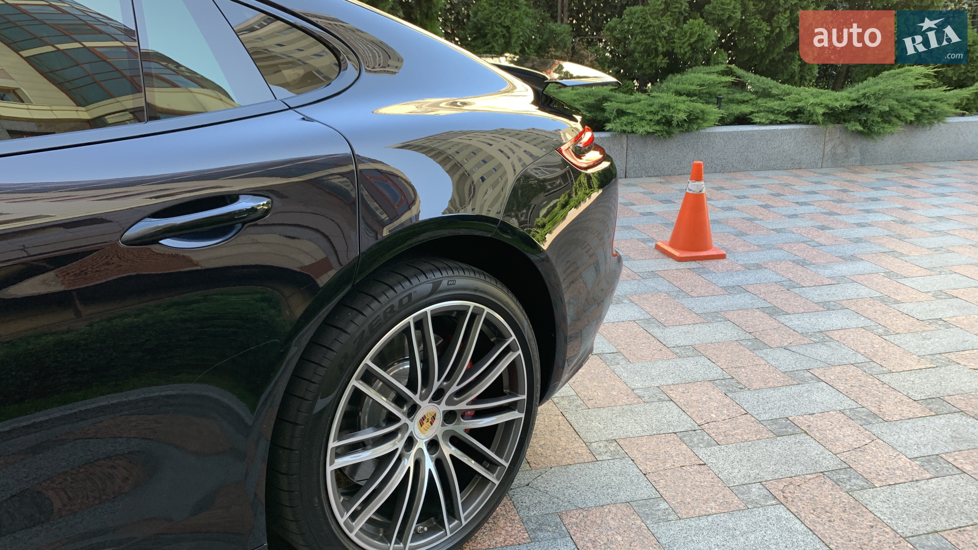 2016 Porsche Panamera - мініатюра 15