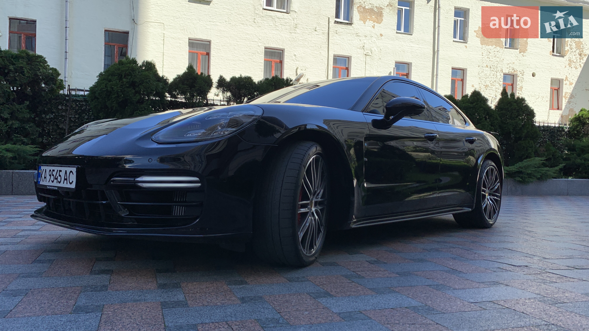 2016 Porsche Panamera - мініатюра 16